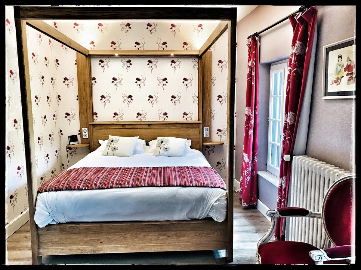 Logis Hotel La Foret Senonches Екстер'єр фото